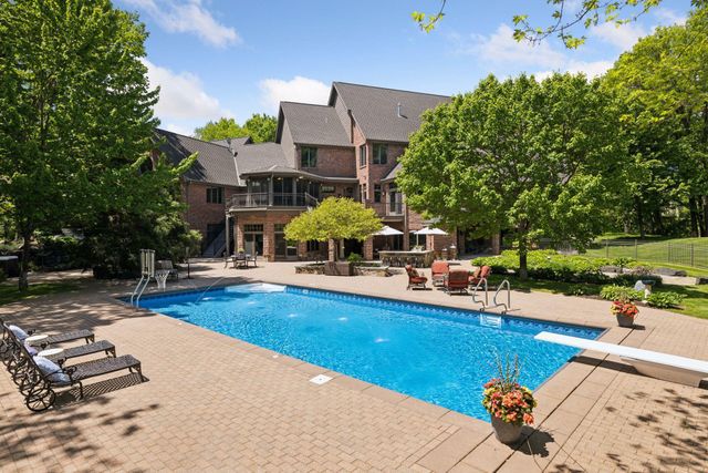 $4,500,000 | 614 Hidden Creek Trail, Mendota Heights, MN 55118