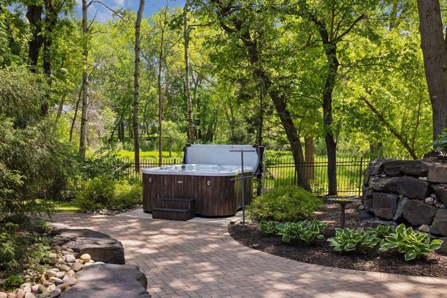 $4,500,000 | 614 Hidden Creek Trail, Mendota Heights, MN 55118