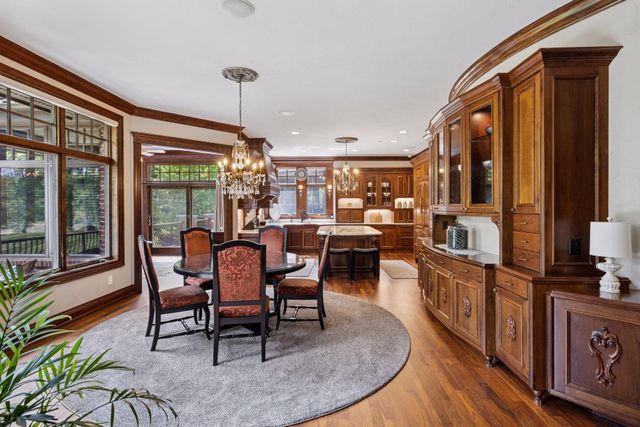 $4,500,000 | 614 Hidden Creek Trail, Mendota Heights, MN 55118