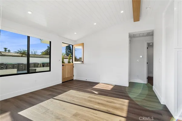 a view of an empty room and window