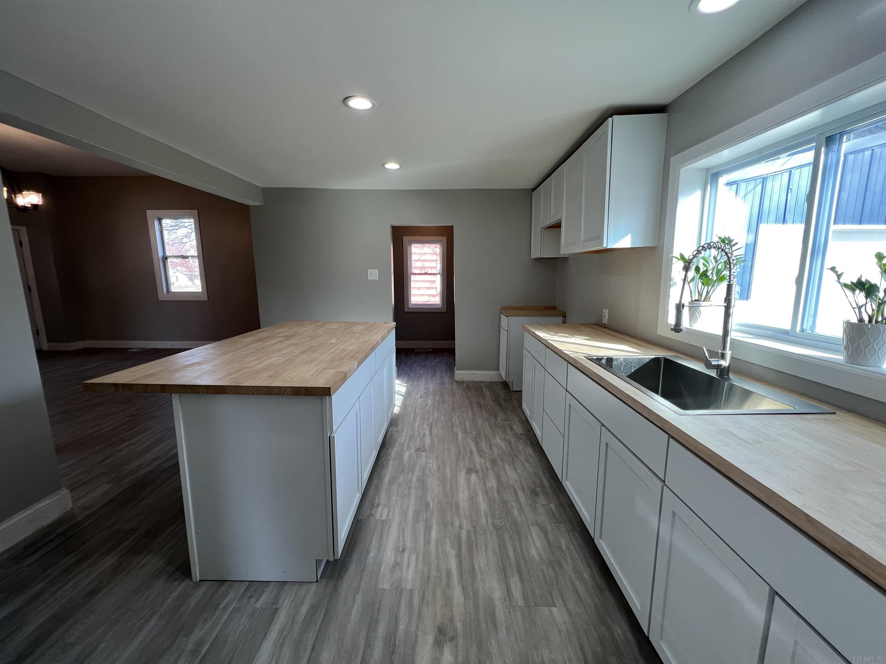 112 8th Street Logansport, IN 46947 - Photo 9 of 32