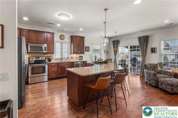 $535,000 | 2618 Ambassador Drive, Bethlehem, PA 18017