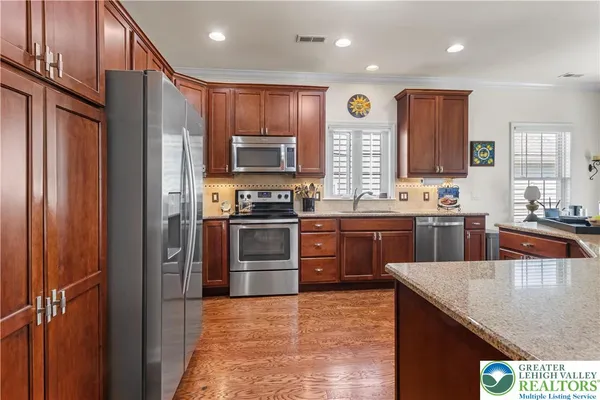 $535,000 | 2618 Ambassador Drive, Bethlehem, PA 18017