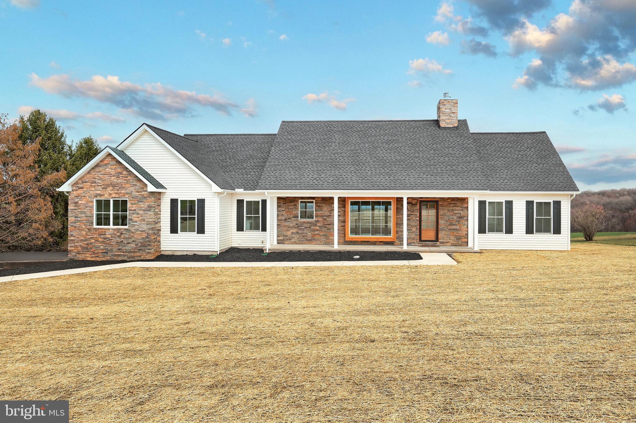 1424 Manor Road Windsor, PA 17366 - Photo 1 of 55 Gallery Image 1