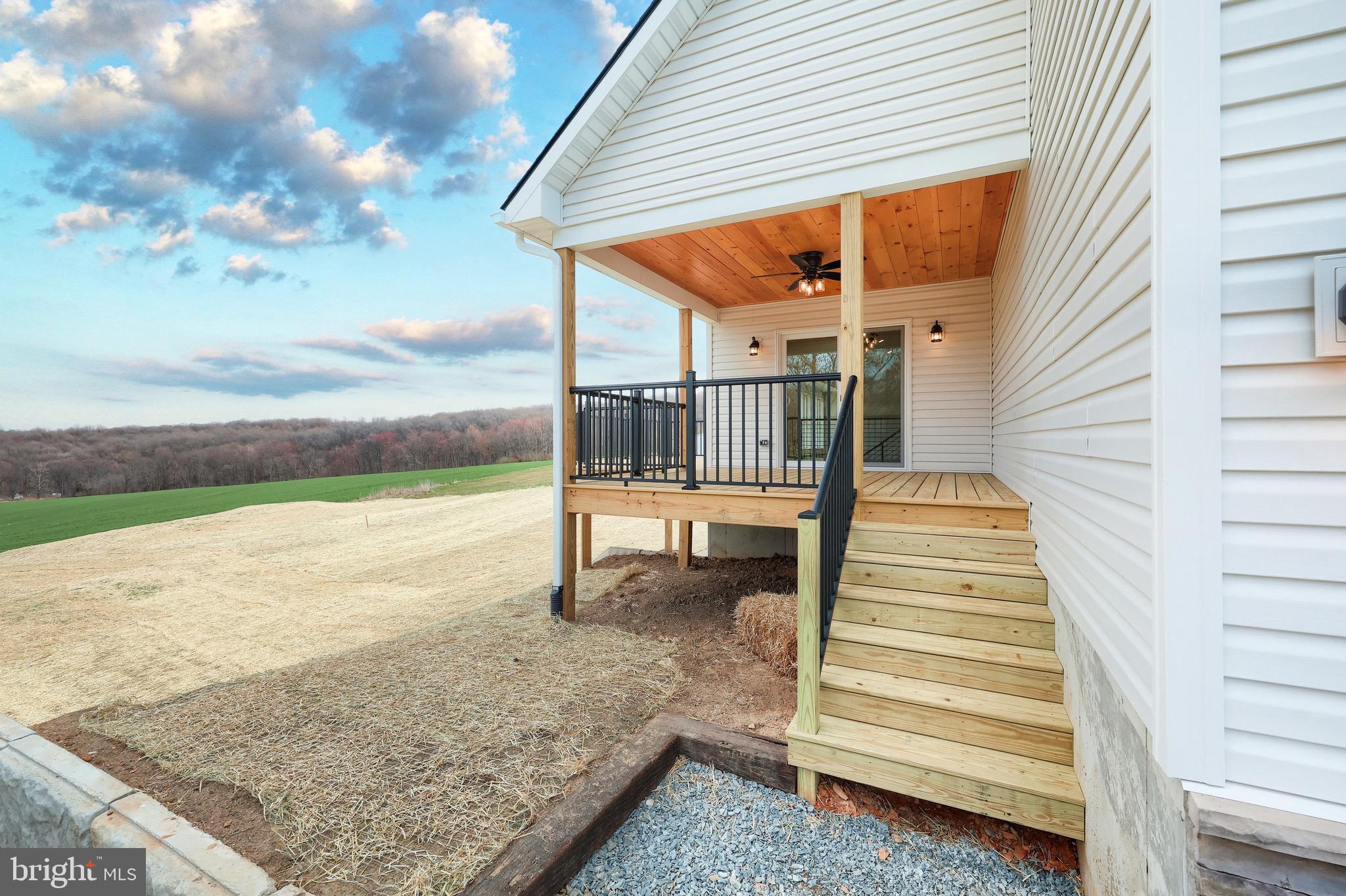 1424 Manor Road Windsor, PA 17366 - Photo 6 of 55 Gallery Image 6