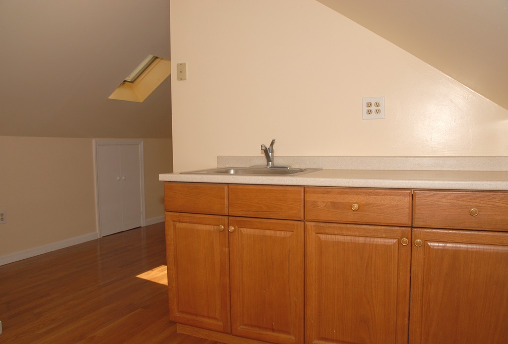 34-36 Flett Road Belmont, MA 02478 - Photo 23 of 28 Gallery Image 23