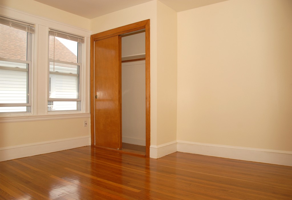 34-36 Flett Road Belmont, MA 02478 - Photo 5 of 28 Gallery Image 5