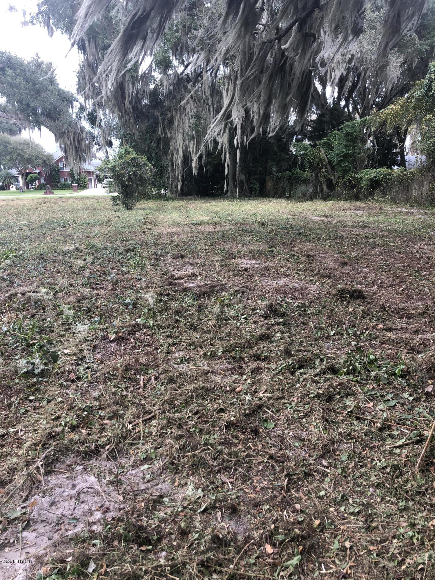 5573 Steamboat Road St. Augustine, FL 32092 - Photo 3 of 8 a view of outdoor space and yard