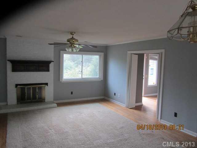 11208 Winding Way Road Charlotte, NC 28226 - Photo 3 of 9 Gallery Image 3