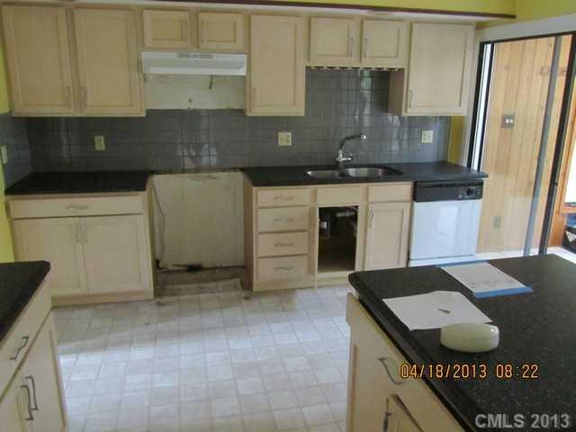 11208 Winding Way Road Charlotte, NC 28226 - Photo 4 of 9 Gallery Image 4