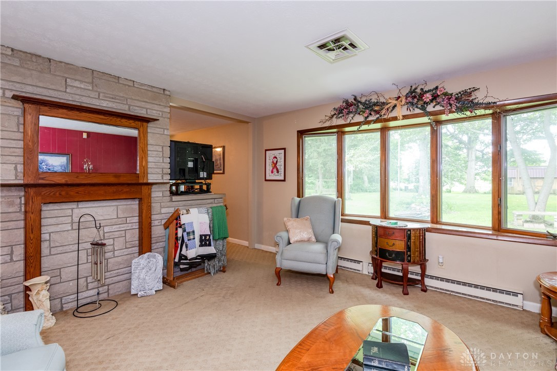 5049 West Enon Road Fairborn, OH 45324 - Photo 8 of 58