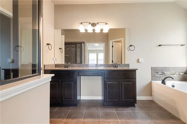 $2,300 | 5813 Arbia Lane, Round Rock, TX 78665