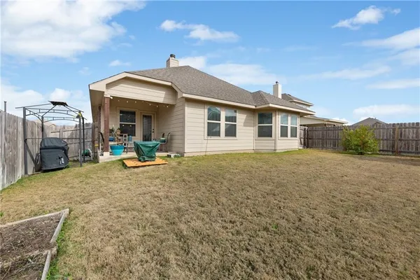 $2,300 | 5813 Arbia Lane, Round Rock, TX 78665