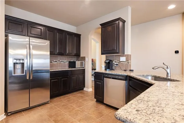 $2,300 | 5813 Arbia Lane, Round Rock, TX 78665