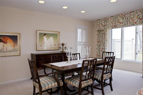 7 Lookout Farm Road Natick, MA 01760 - Photo 4 of 11 Gallery Image 4