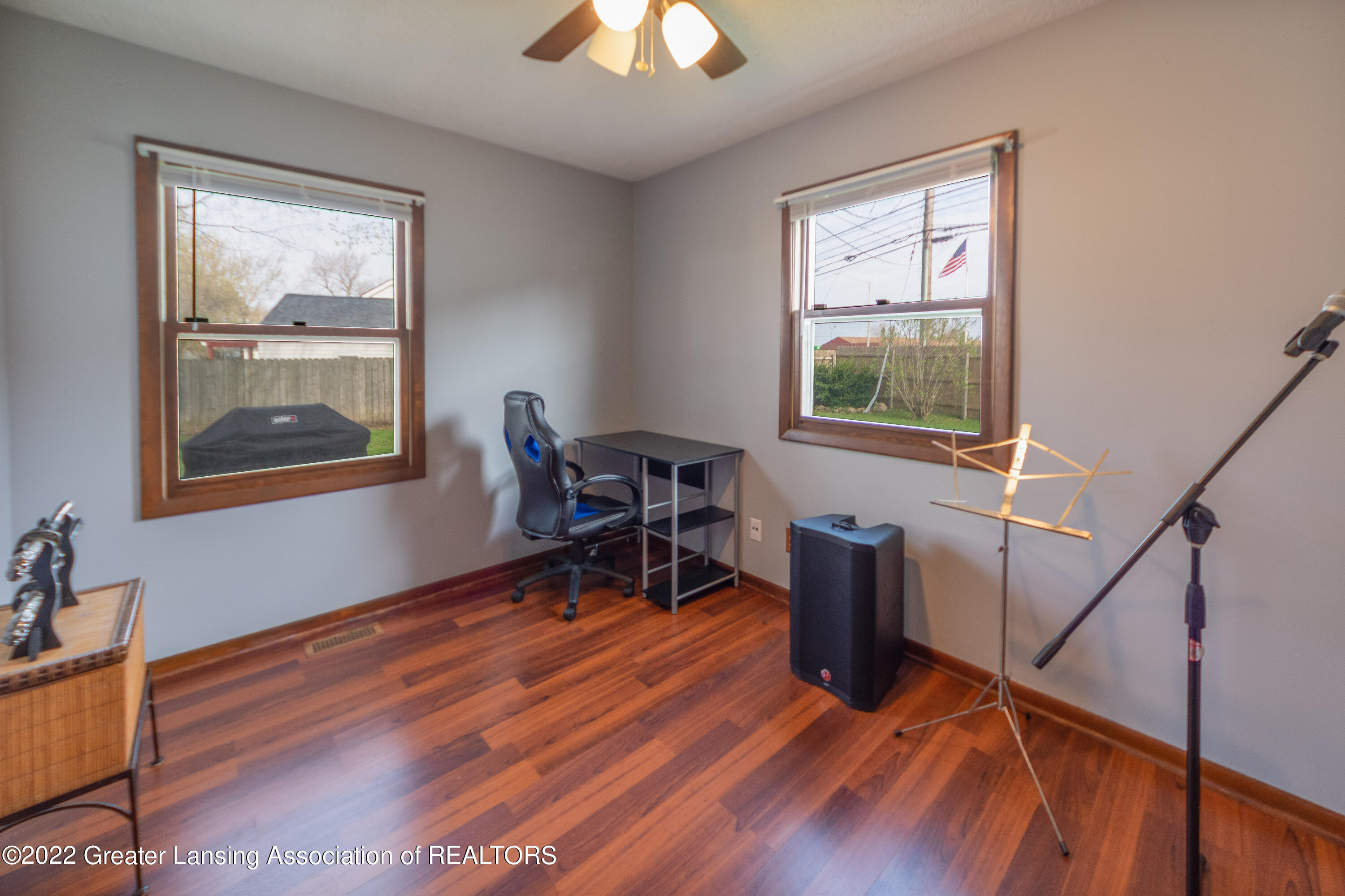 3015 Delta Street Lansing, MI 48906 - Photo 24 of 48 Delta-14