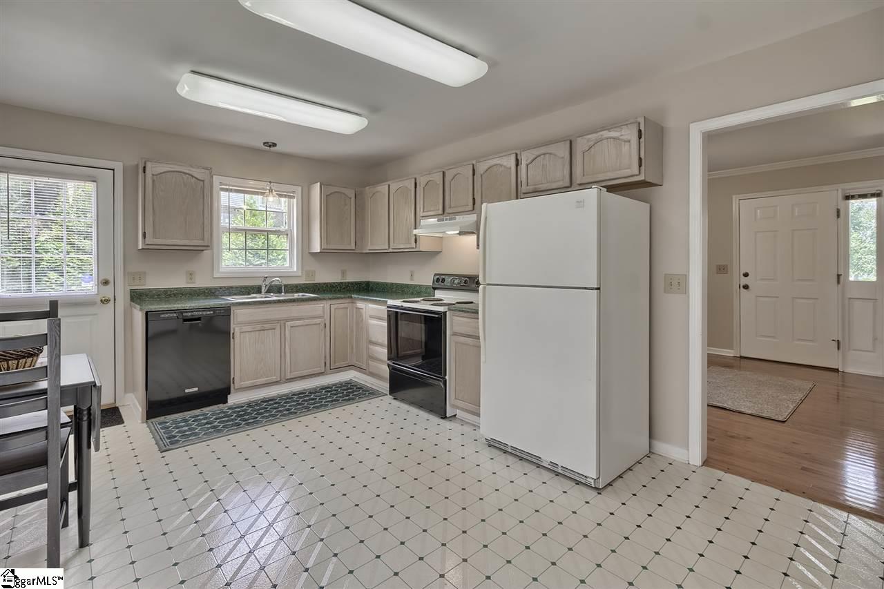 204 Rochester Road Easley, SC 29640 - Photo 11 of 33 Gallery Image 11