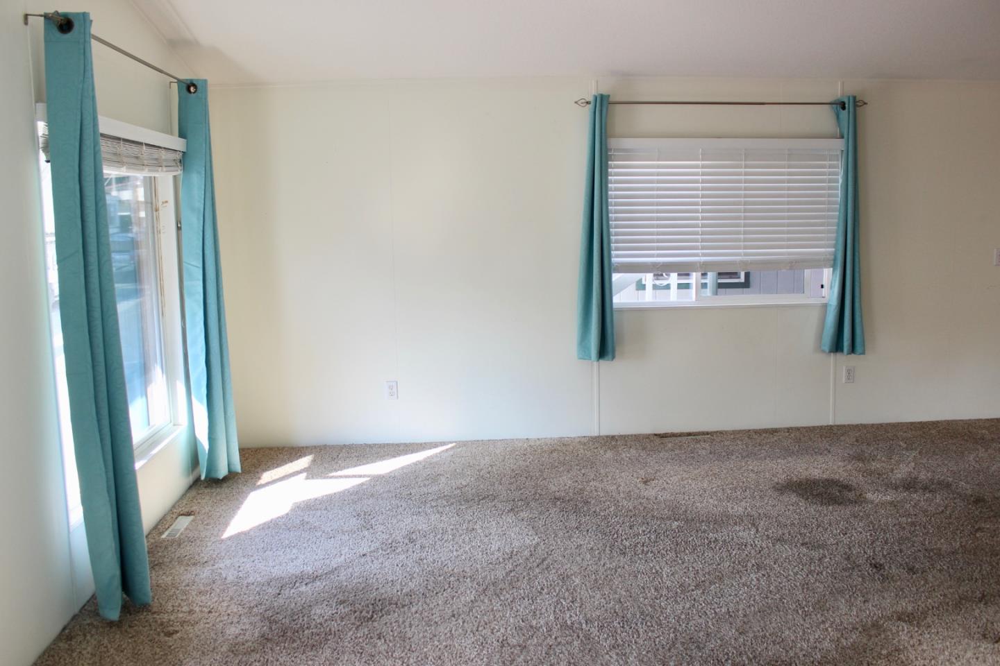 930 Rosedale Avenue, Unit 35 Capitola, CA 95010 - Photo 7 of 18 a view of a window in an empty room