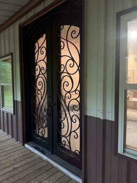 267 Private Road 6294 Palestine, TX 75801 - Photo 7 of 12 a view of door and an entrance door