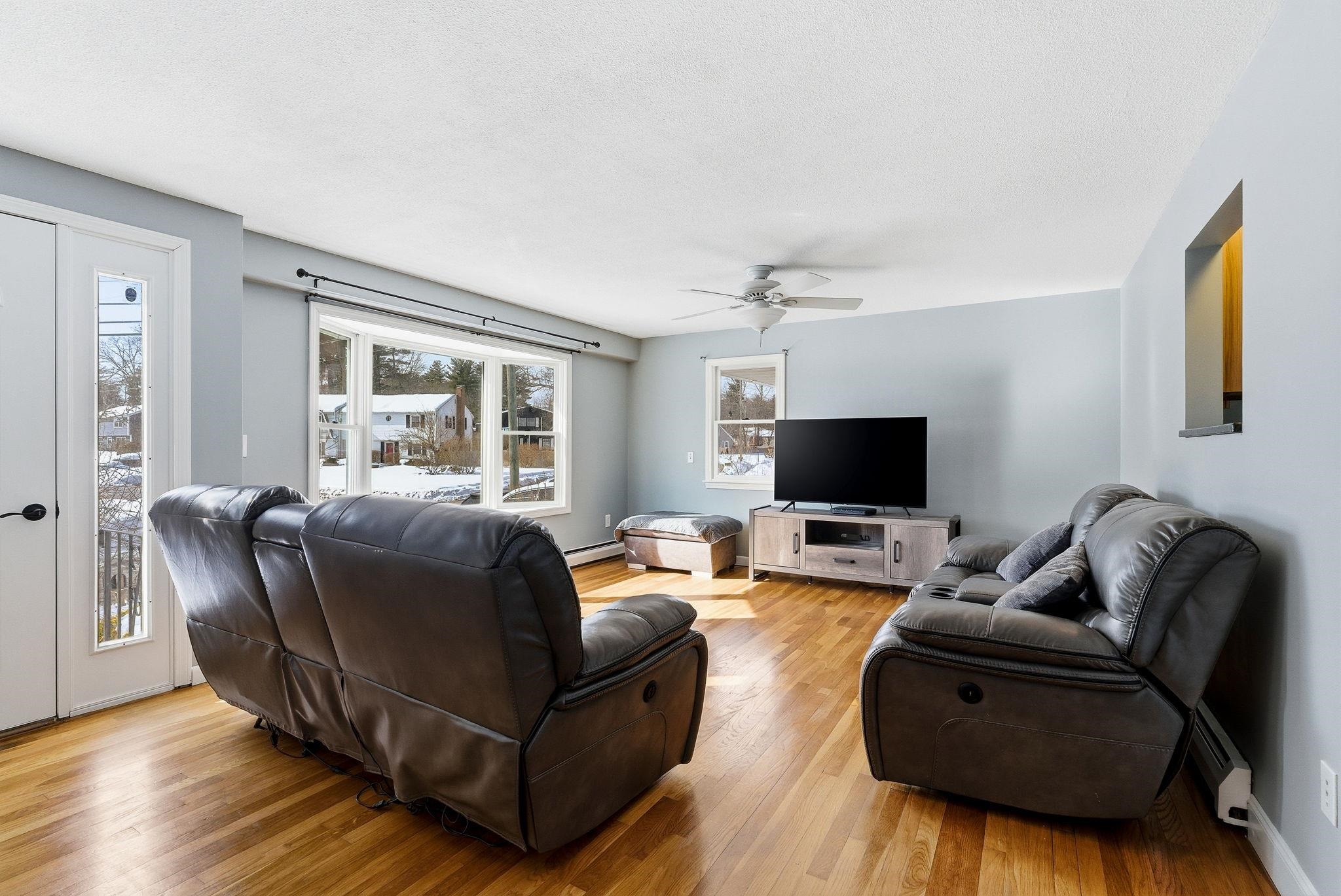 29 Nottingham Drive Nashua, NH 03062 - Photo 20 of 44