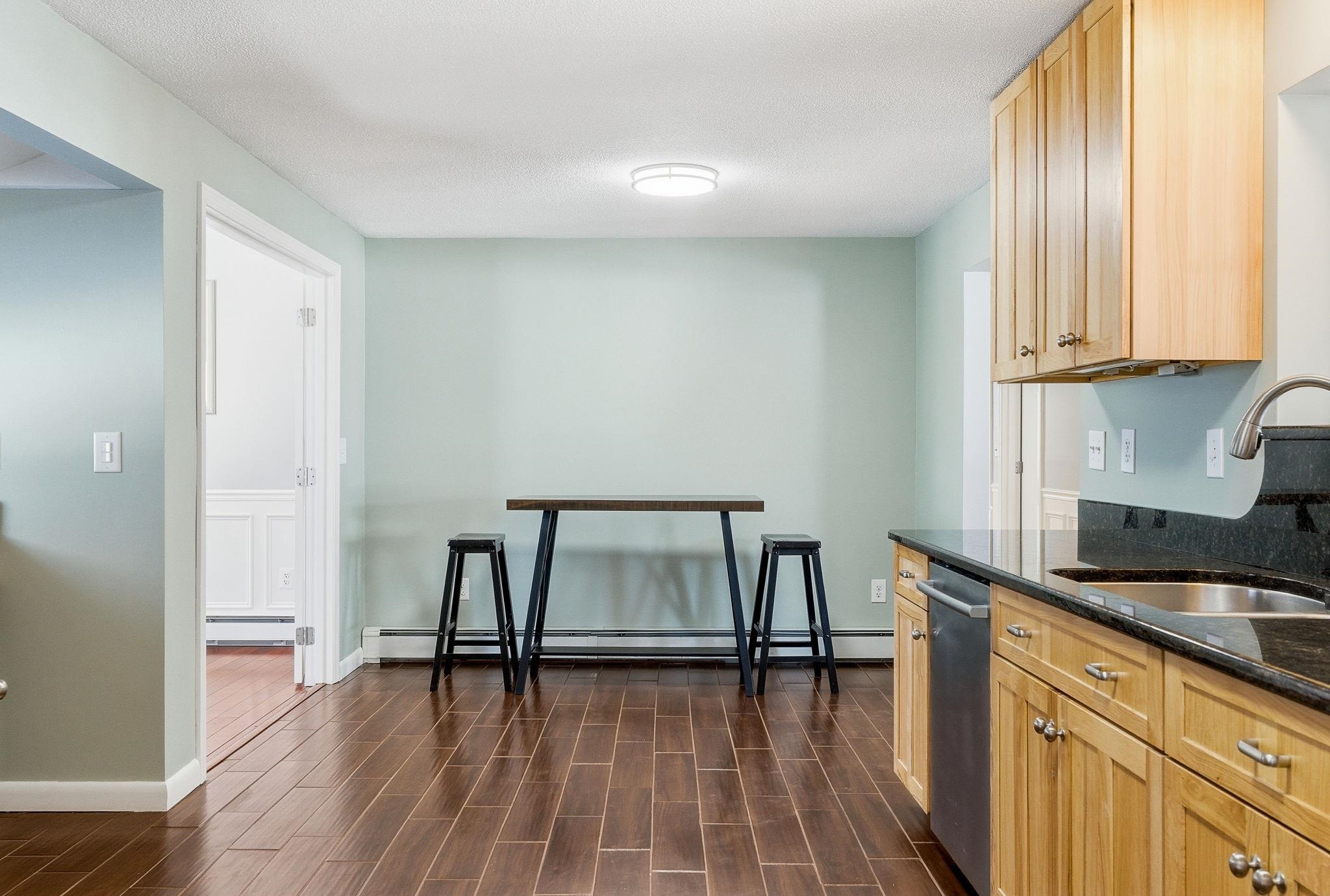 29 Nottingham Drive Nashua, NH 03062 - Photo 10 of 44