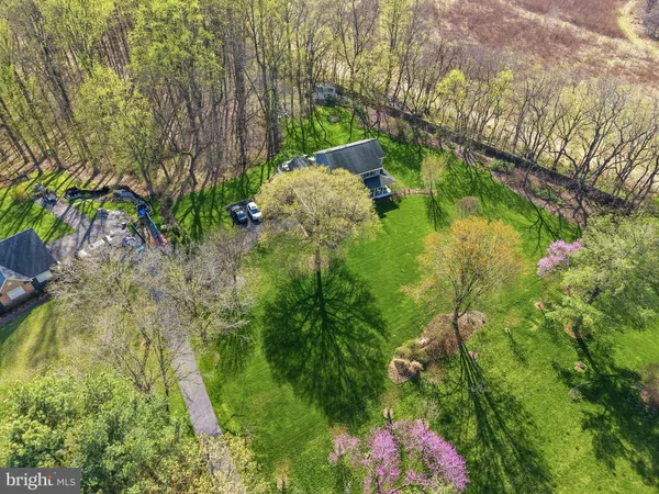a picture of a bench in a building