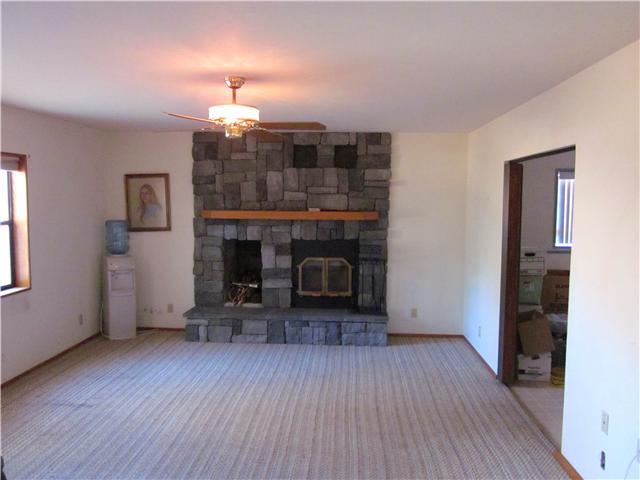 12650 Choctow Ridge Road Valley Center, CA 92082 - Photo 23 of 25 Downstairs w/ office, laundry room, full bath, garage access.