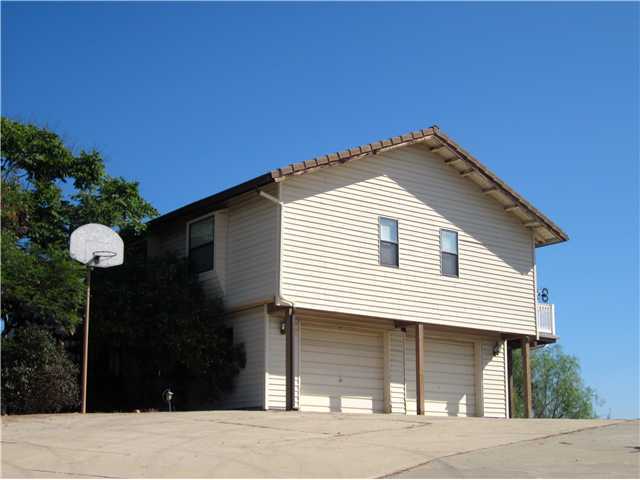 12650 Choctow Ridge Road Valley Center, CA 92082 - Photo 4 of 25