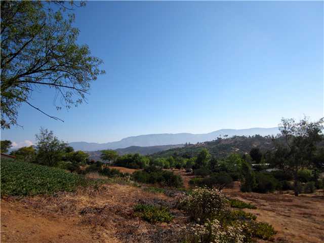 12650 Choctow Ridge Road Valley Center, CA 92082 - Photo 6 of 25 Subject property in foreground