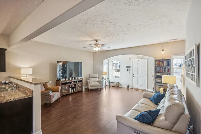 $300,000 | 5302 Tony Lama Lane, Murfreesboro, TN 37128