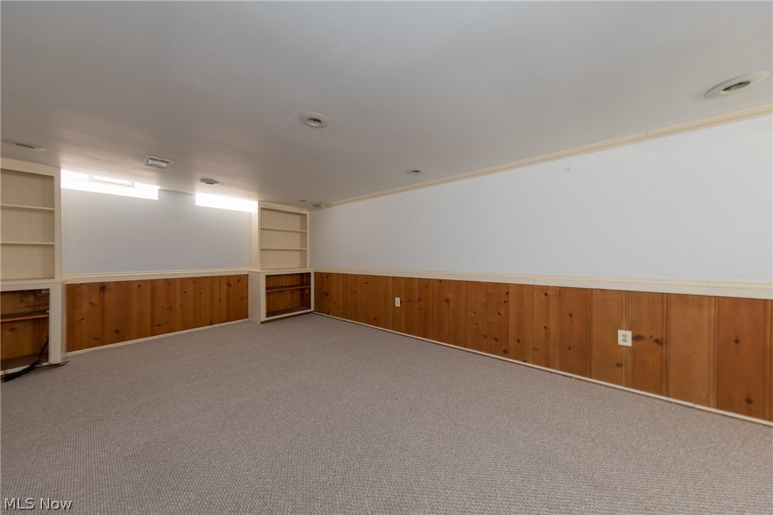 2369 Charney Road Cleveland, OH 44118 - Photo 28 of 33