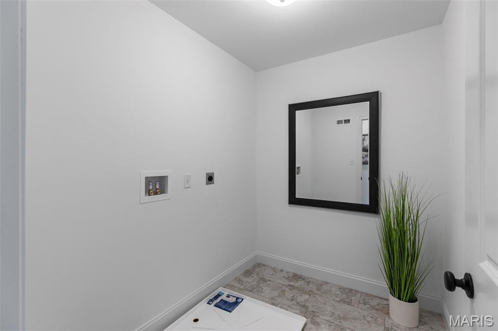 2 Nottingham At Hawk Ridge Lake Street Lake St. Louis, MO 63367 - Photo 19 of 33