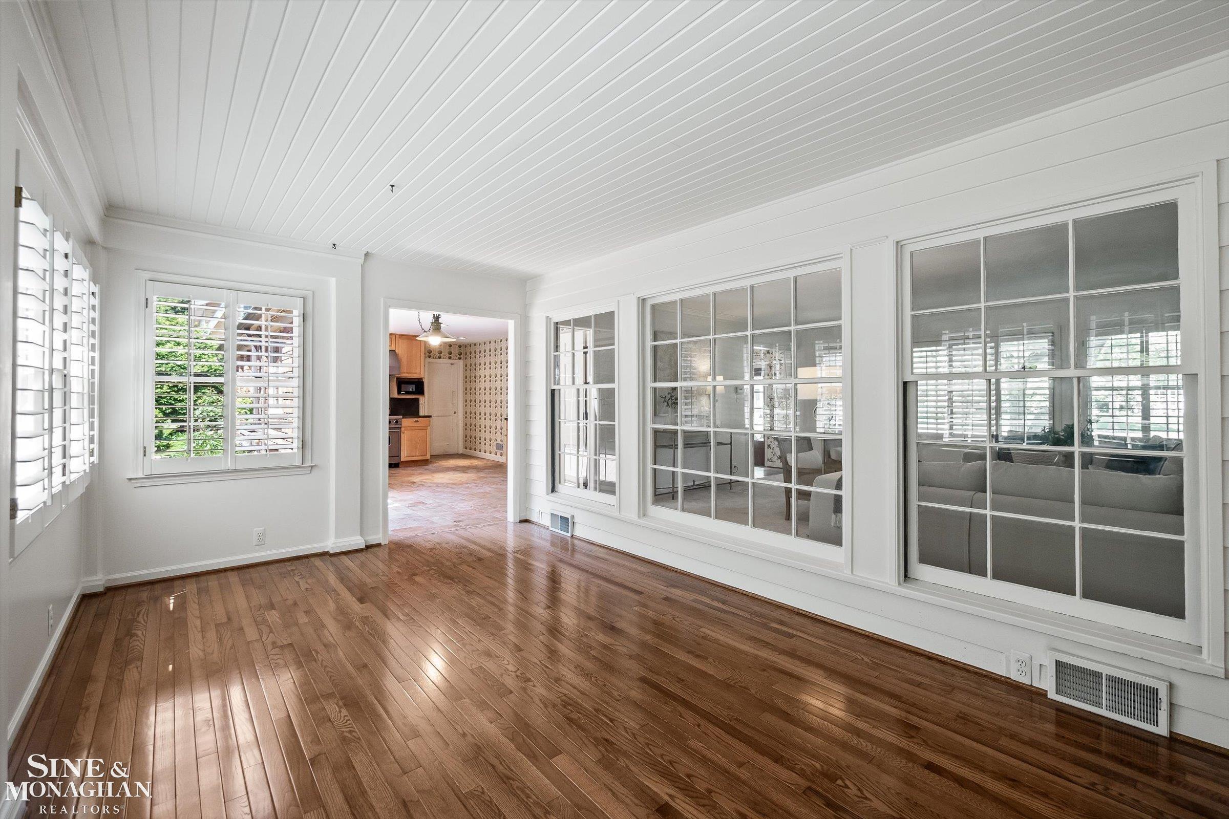 1023 Harvard Road Grosse Pointe, MI 48230 - Photo 11 of 49