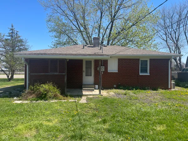 $160,000 | 5743 North Frontage Road, Fairland, IN 46126