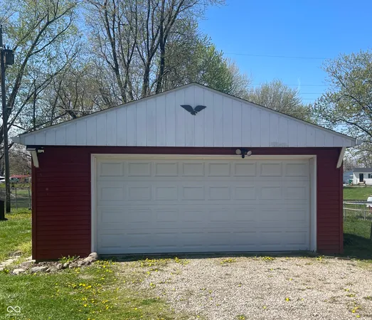 $160,000 | 5743 North Frontage Road, Fairland, IN 46126