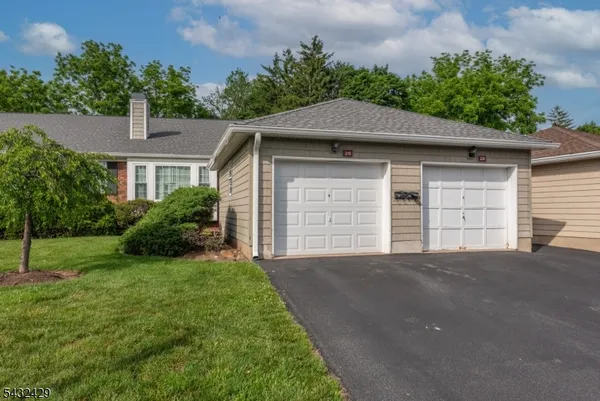 $3,250 | 28 Brandywyne Drive, Florham Park, NJ 07932