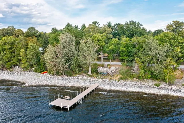 $949,000 | 4155 West Shore Road, Isle La Motte, VT 05463