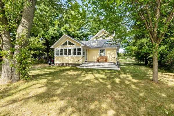 $949,000 | 4155 West Shore Road, Isle La Motte, VT 05463
