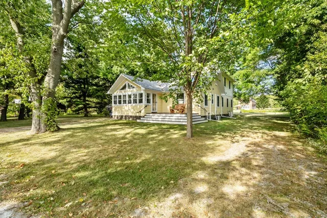 $949,000 | 4155 West Shore Road, Isle La Motte, VT 05463