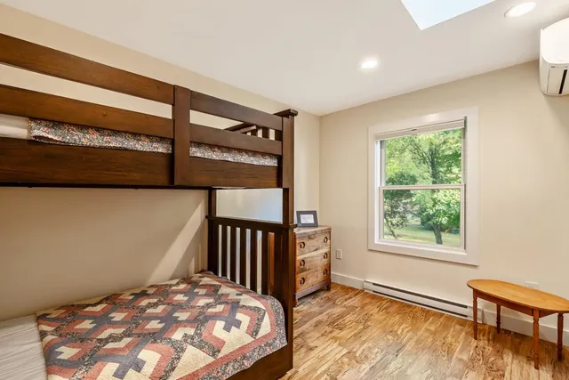 $949,000 | 4155 West Shore Road, Isle La Motte, VT 05463