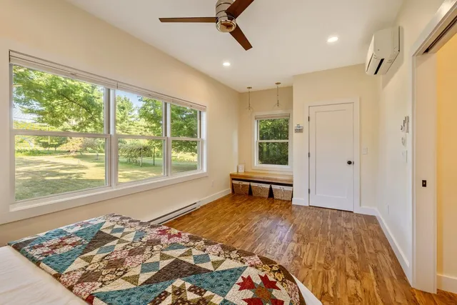 $949,000 | 4155 West Shore Road, Isle La Motte, VT 05463