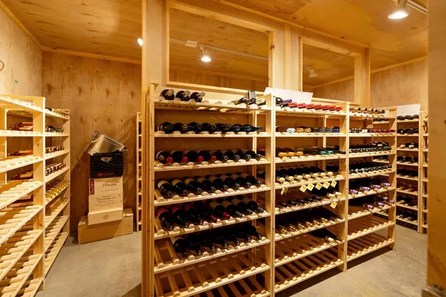 $949,000 | 4155 West Shore Road, Isle La Motte, VT 05463