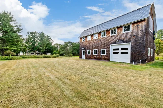 $949,000 | 4155 West Shore Road, Isle La Motte, VT 05463