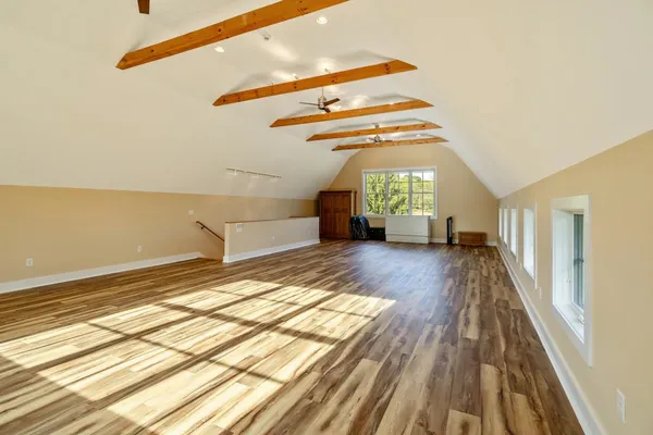 $949,000 | 4155 West Shore Road, Isle La Motte, VT 05463