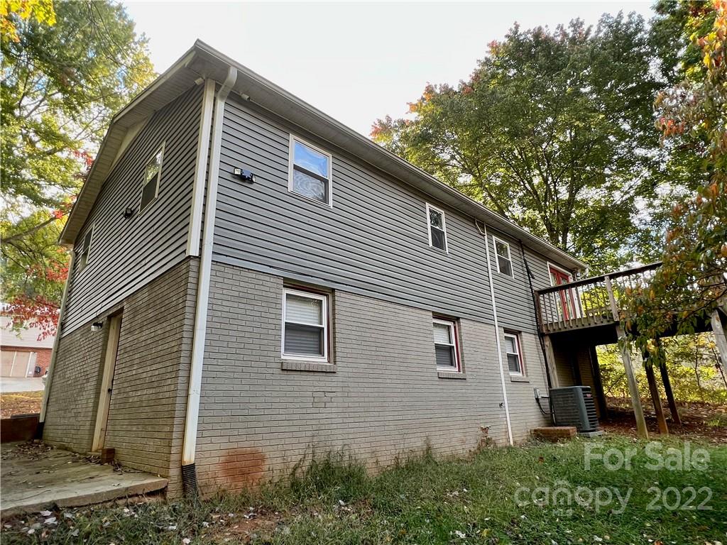 171 8th Avenue Southwest Conover, NC 28613 - Photo 28 of 31 Gallery Image 28