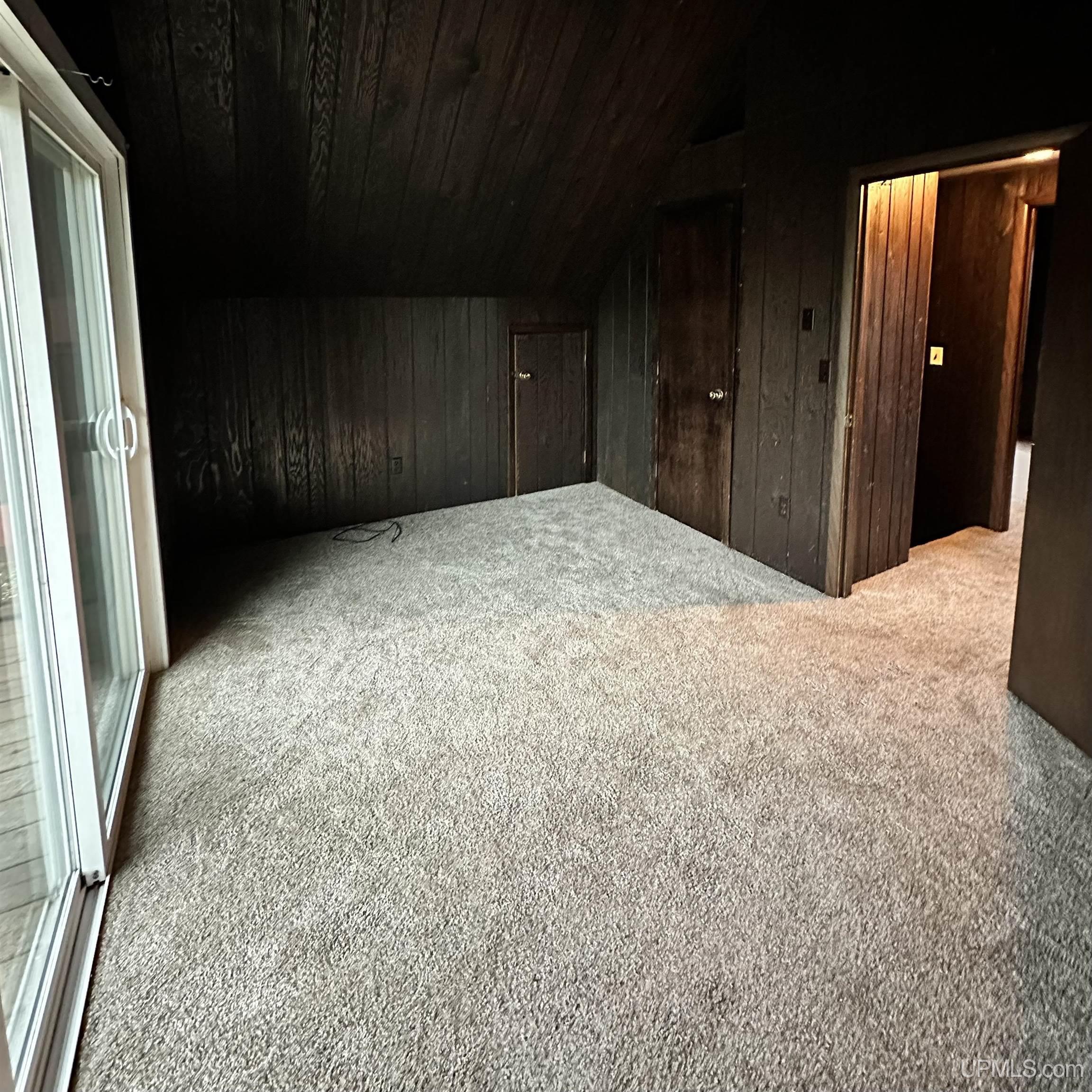 7331 County 426 M.5 Road Gladstone, MI 49837 - Photo 11 of 12 Gallery Image 11