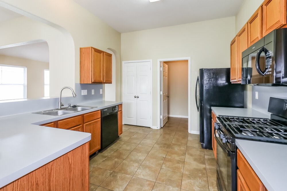 5203 Lost Cove Lane Spring, TX 77373 - Photo 7 of 16