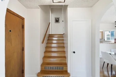 $599,000 | 10517 Voltaire Avenue, Oakland, CA 94603
