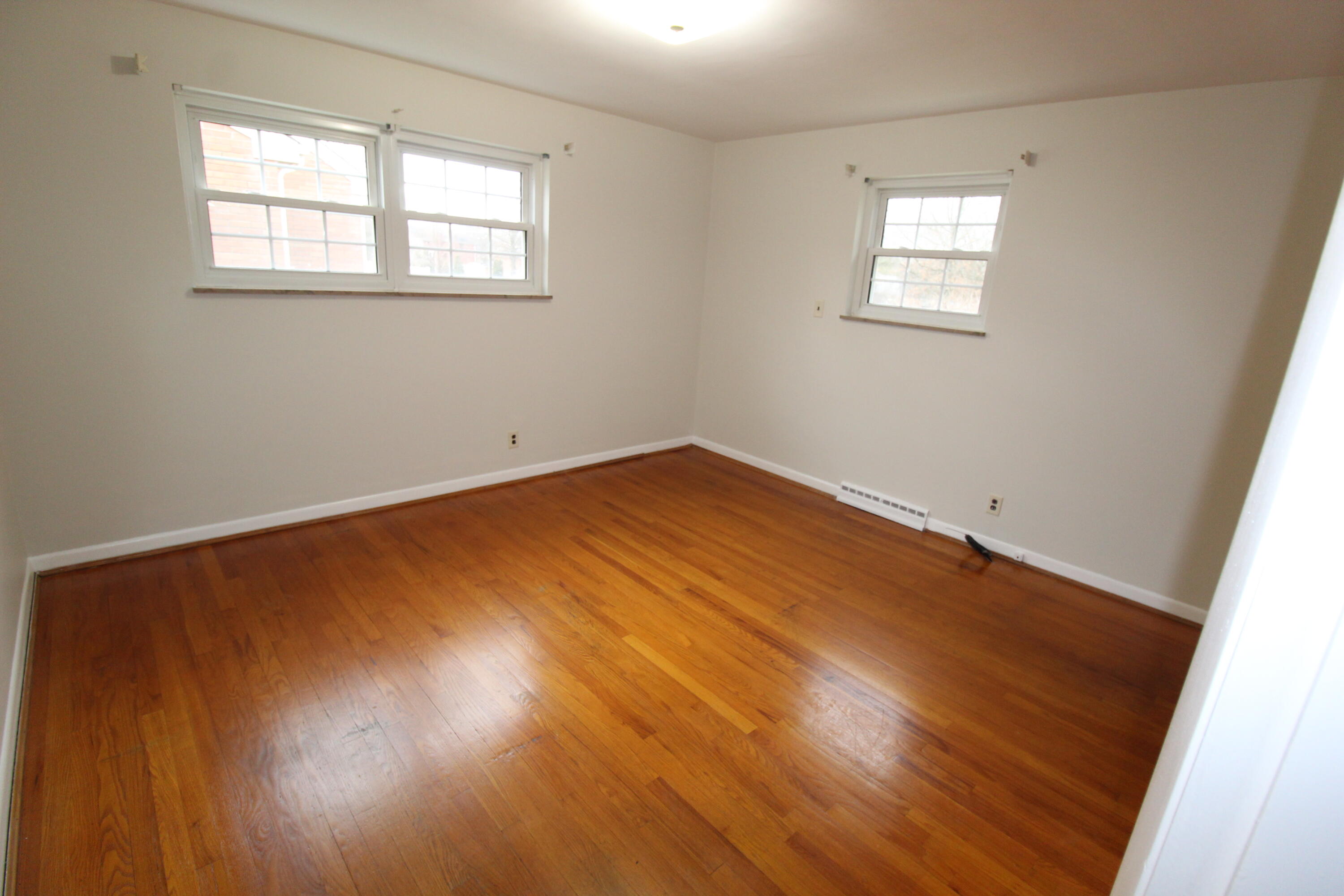 5136 Winters Lane Cold Spring, KY 41076 - Photo 6 of 14 Gallery Image 6