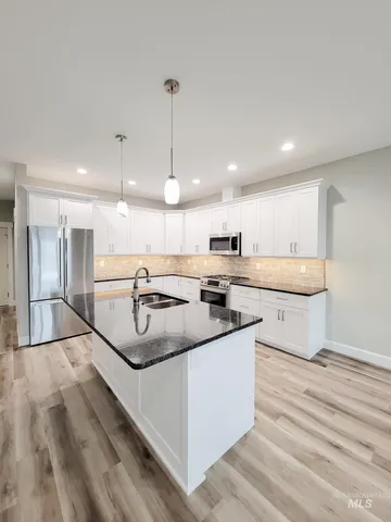 $399,900 | 2113 Powers Avenue, Unit B, Lewiston, ID 83501